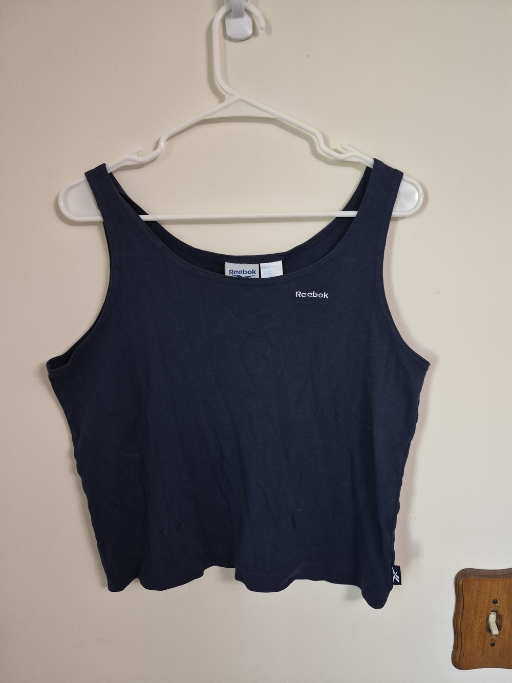 Reebok Women's Navy Tank Top Size Large